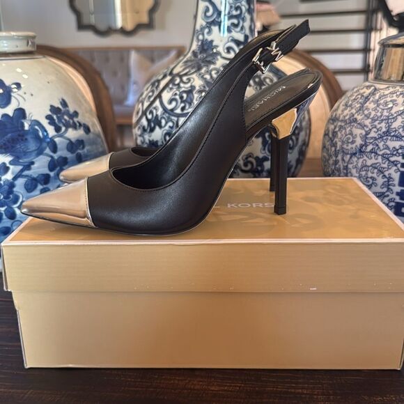 NWT Michael Kors Black and Silver Slingback Heels size 9 - Picture 6 of 6